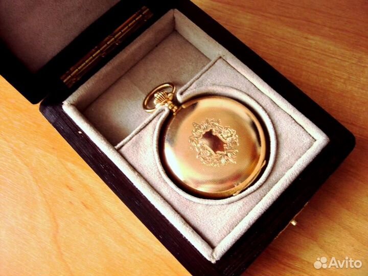 Золотые карманные часы В.Габю на iwc