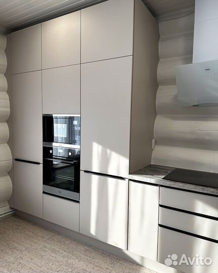Кухонный гарнитур на заказ под ключ