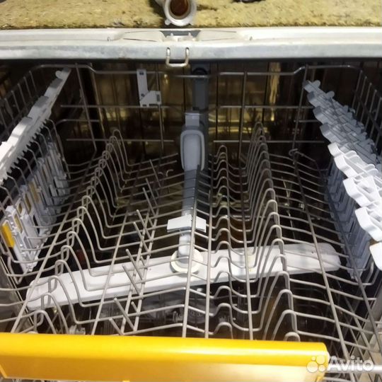 Посудомоечная машина electrolux на запчасти