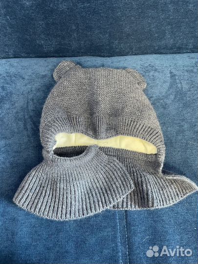 Шапка шлем с манишкой на пуговке