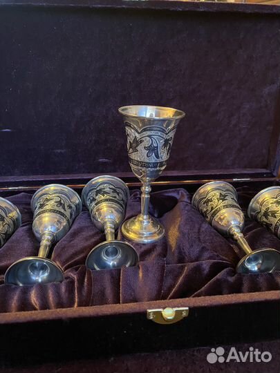 Серебренные рюмки