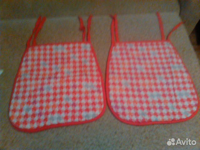 Подушки на стулья