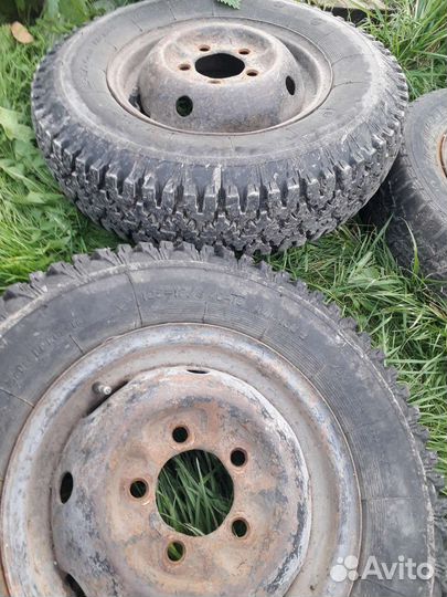 Колеса на луаз