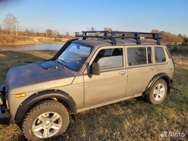 LADA 4x4 (Нива) 1.8 МТ, 2002, 155 000 км