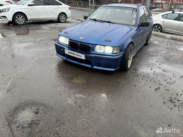 BMW 3 серия 2.5 МТ, 1996, 100 000 км