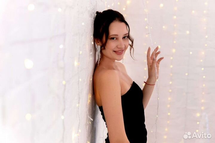 Визажист- бровист. А так же нужны модели на макияж