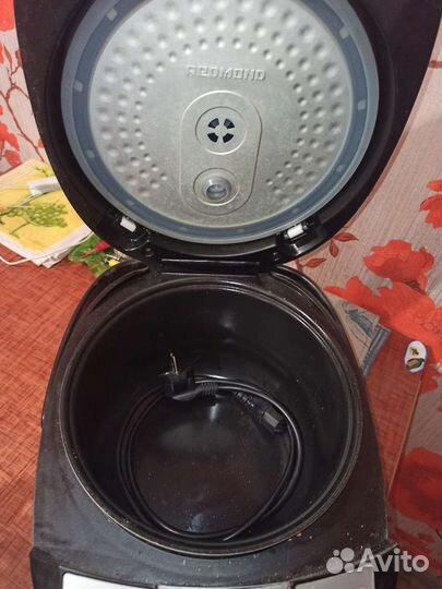 Мультиварка redmond