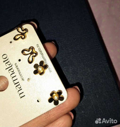 Серьги-гвоздики