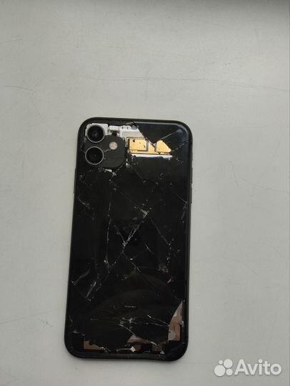 Телефон iPhone 11 64gb