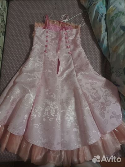 Детское нарядное платье 34 размер