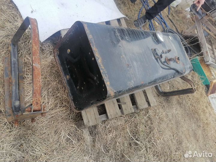 Топливный бак