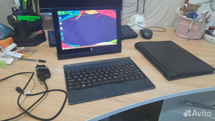 Планшет lenovo yoga tablet 2 1051L