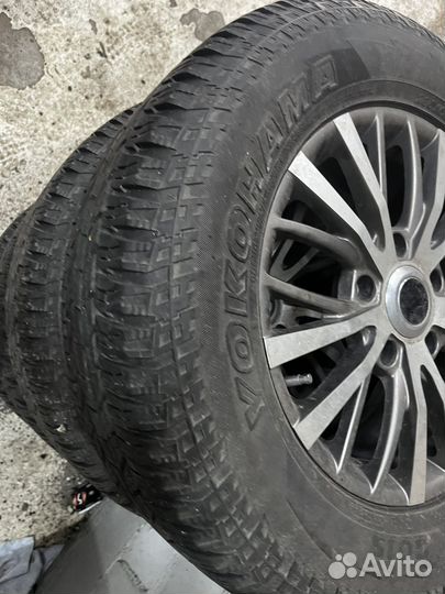 Yokohama Geolandar A/T G015 285/60 R18 116H