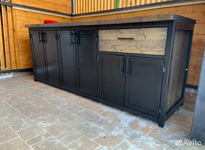 Кухня из дерева в стиле лофт