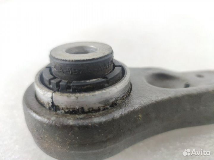 Рычаг поперечный верх задний правый Land Rover