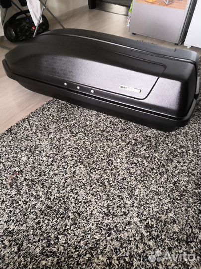 Бокс на крышу новый 240л