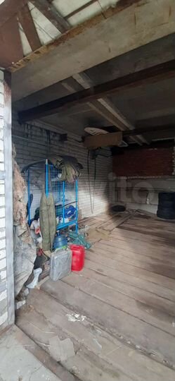 Гараж, > 30 м²