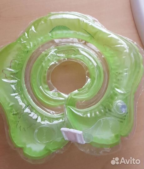 Круг для купания на шею