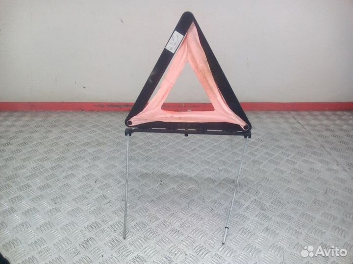 Знак аварийной остановки для Audi A6 C5 4B9860251A