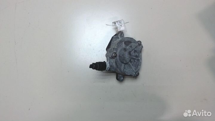 Насос вакуумный Mercedes C W204, 2008