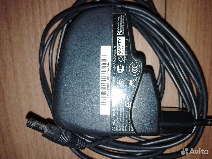 Зарядные устройства Sony, приставка, Asus, нетбук