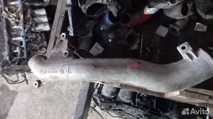 Патрубок интеркулера Volvo D9