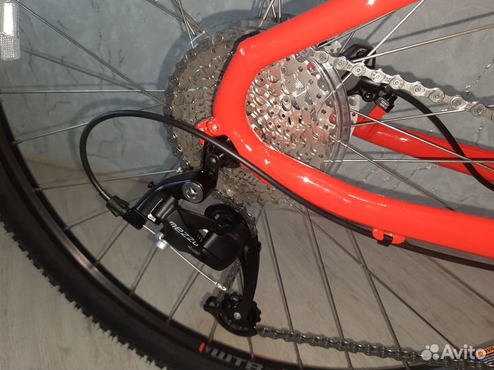 Велосипед GT Avalanche 29, рама S