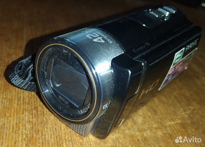 Видеокамера Sony HDR-CX130E