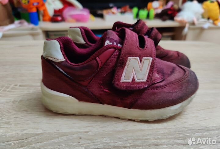 Кроссовки New Balance 28