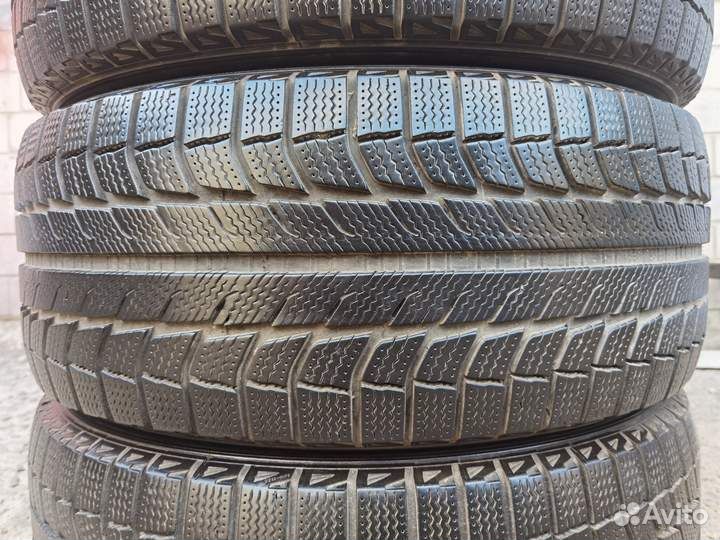Michelin Latitude X-Ice XI2 275/45 R20 101V