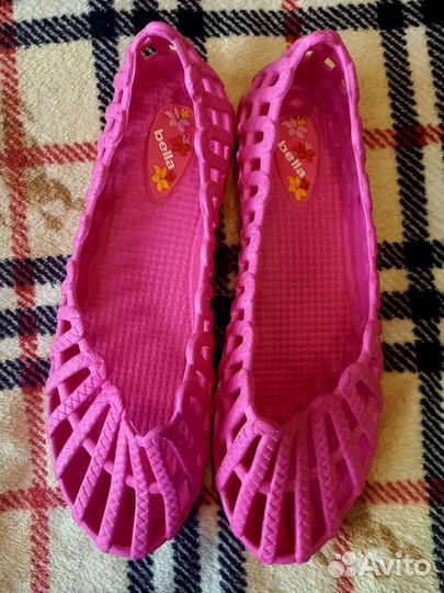 Сланцы сандали женские