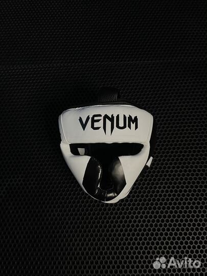 Боксерский шлем Venum