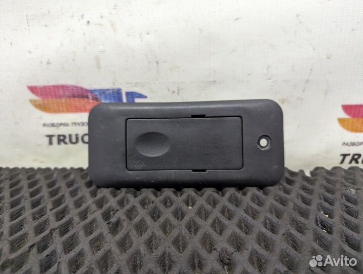 9607550261 Ручка бардачка камаз 54901