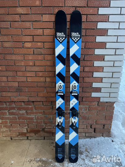 Горные лыжи для фрирайда