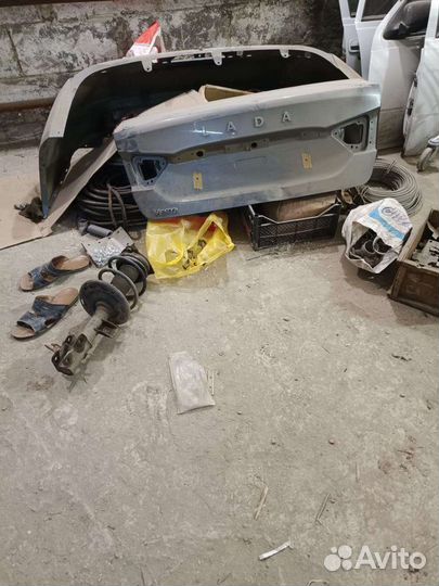 Крышка багажника LADA vesta седан