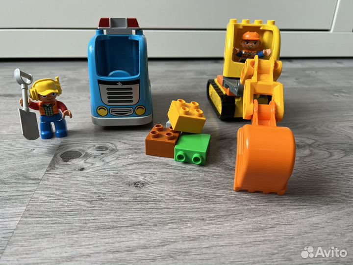 Lego Duplo пожарная Субмарина Молния Аэропорт