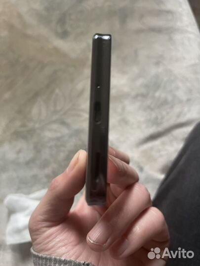 Sharp Aquos zero6, 8/128 ГБ