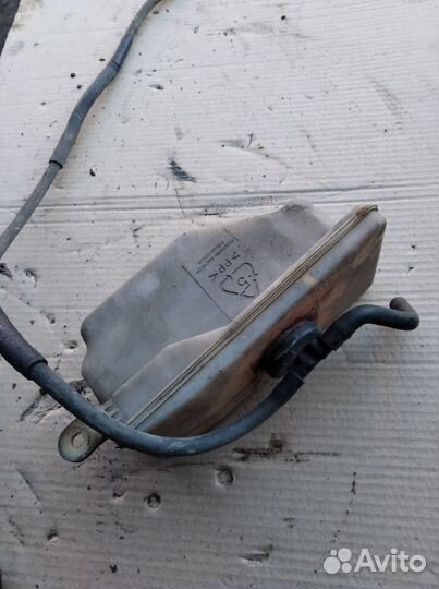 Расширительный бачок Hyundai accent 1