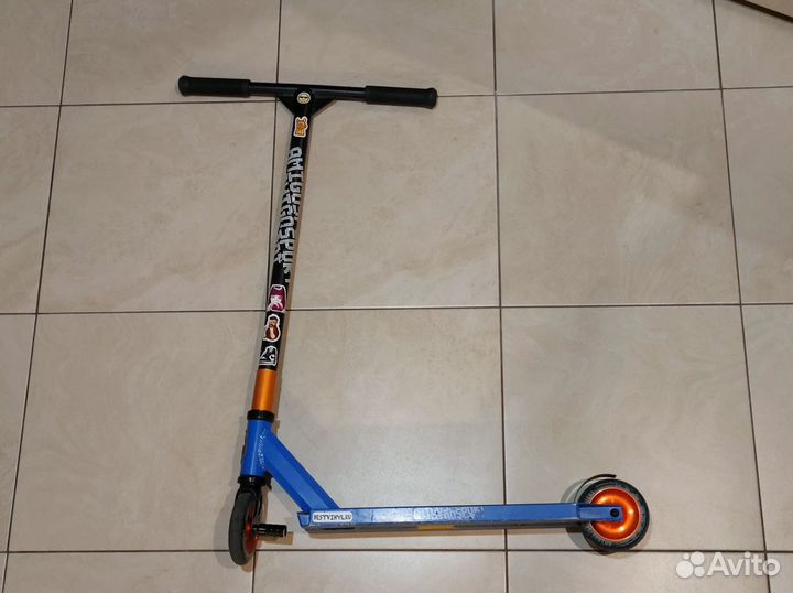 Самокат трюковой