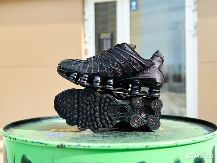 Кроссовки Nike Shox