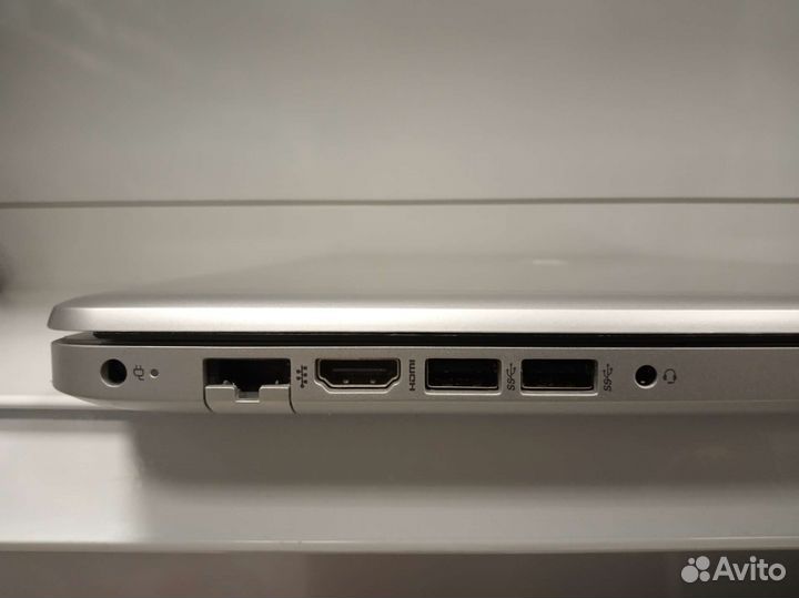 Новый ноутбук HP 17-by2052ur 17.3