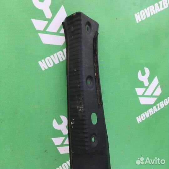 Обшивка багажника Форд Фокус 1