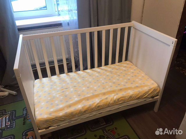Детская кроватка