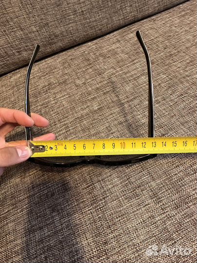 Солнцезащитные очки Max & Co