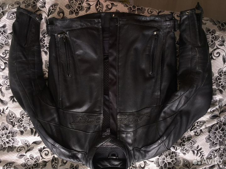 Мотокуртка