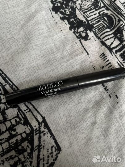 Набор косметики пакетом ресницы пучки