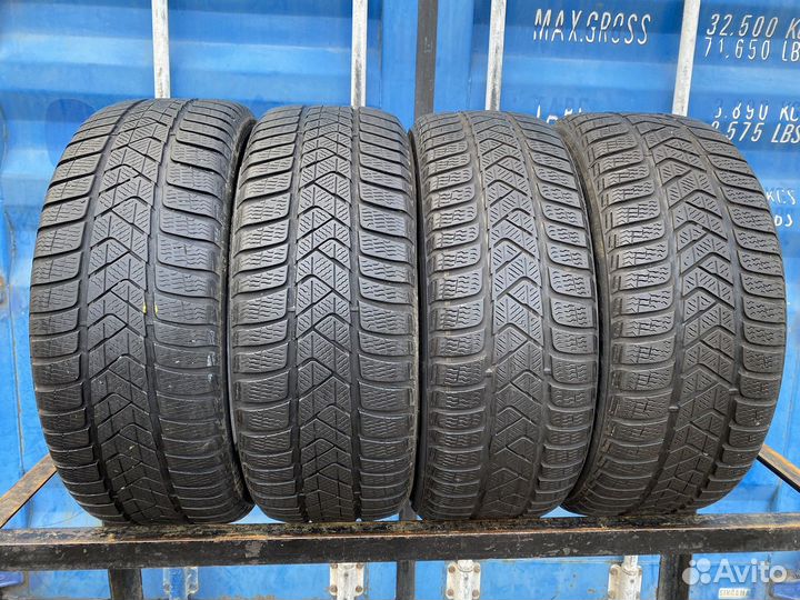 Pirelli Winter Sottozero 3 215/55 R17 98H