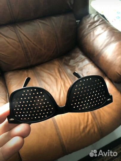 Перфорационные очки для улучшения зрения новые