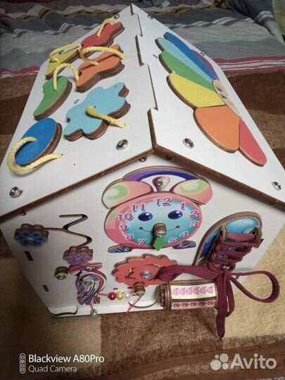 Бизиборд домик