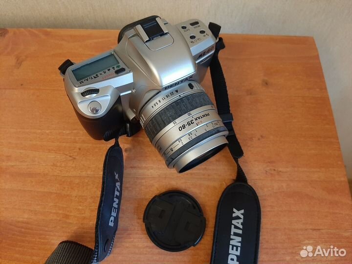 Зеркальный фотоаппарат Pentax MZ-60 с сумкой